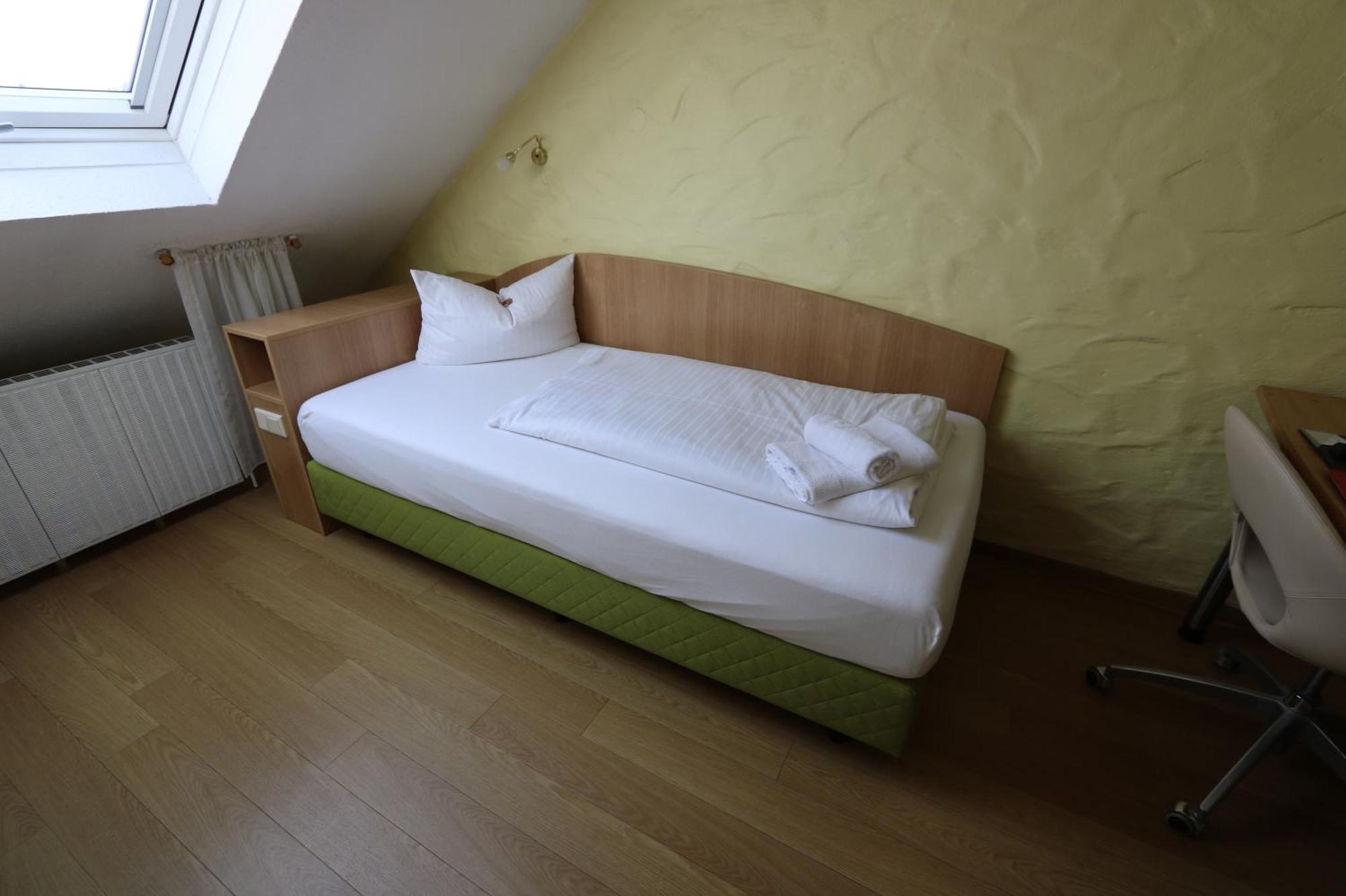 Hotel Avenue Altenfurt Nuremberg Exterior photo