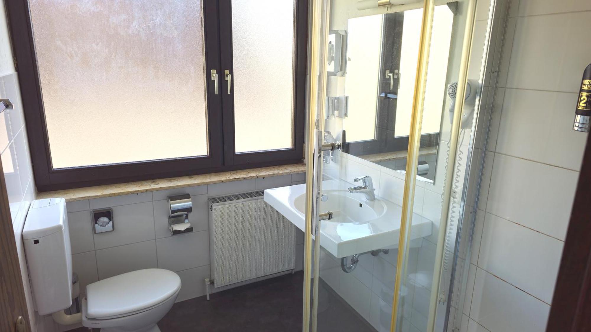 Hotel Avenue Altenfurt Nuremberg Exterior photo