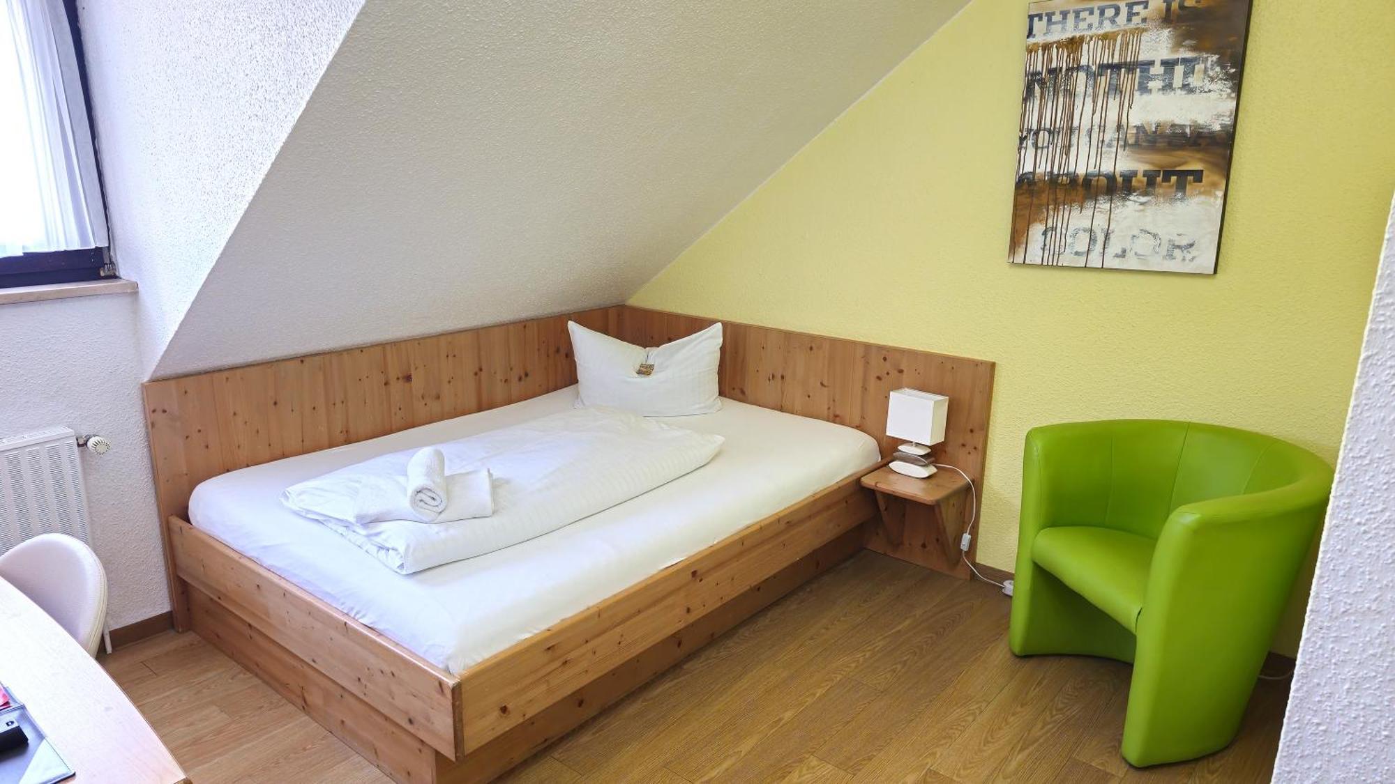 Hotel Avenue Altenfurt Nuremberg Exterior photo